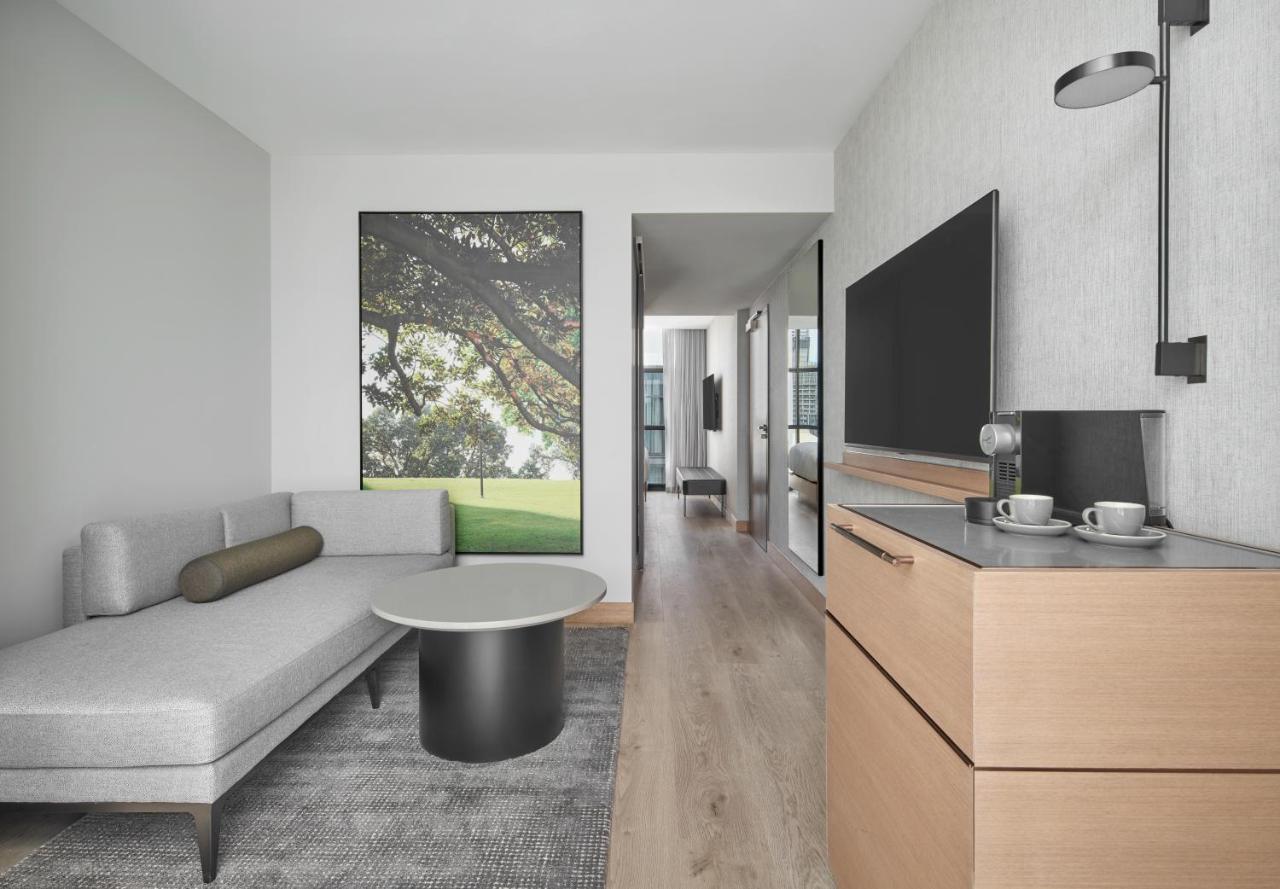 Courtyard By Marriott Melbourne Flagstaff Gardens Hotell Eksteriør bilde