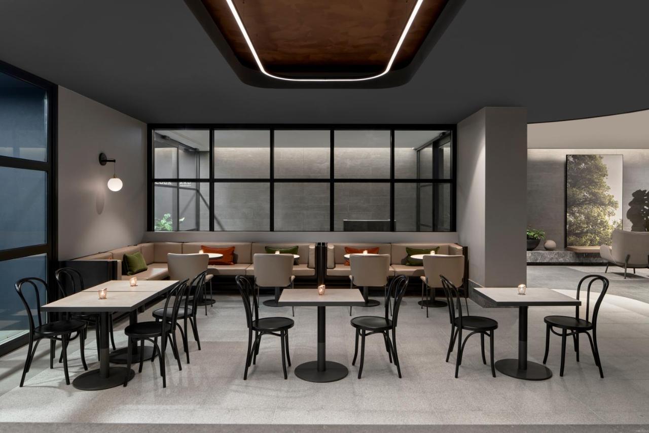 Courtyard By Marriott Melbourne Flagstaff Gardens Hotell Eksteriør bilde