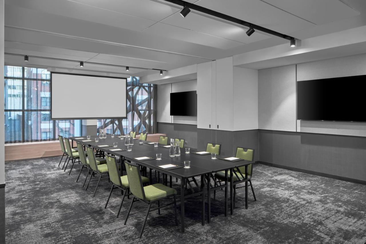Courtyard By Marriott Melbourne Flagstaff Gardens Hotell Eksteriør bilde
