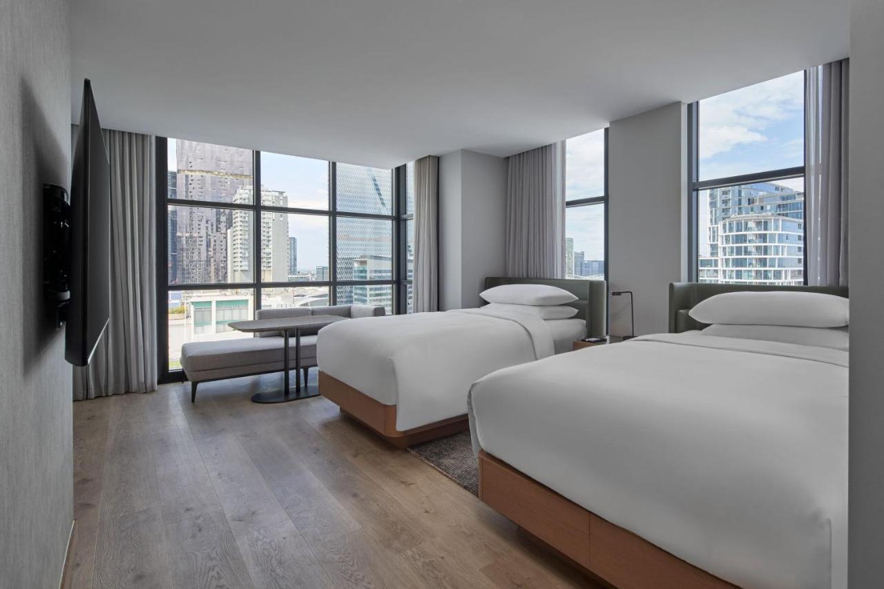 Courtyard By Marriott Melbourne Flagstaff Gardens Hotell Eksteriør bilde