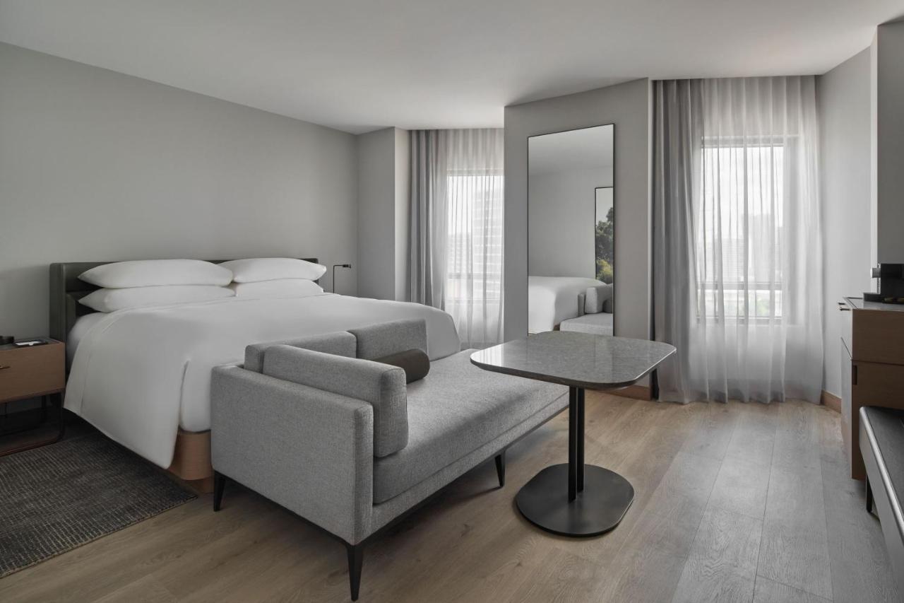 Courtyard By Marriott Melbourne Flagstaff Gardens Hotell Eksteriør bilde
